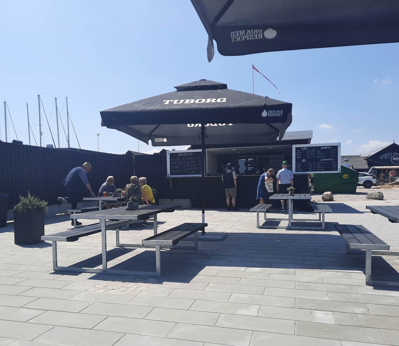 Strandbaren bygges